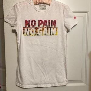 Adidas Go To Tee size Small